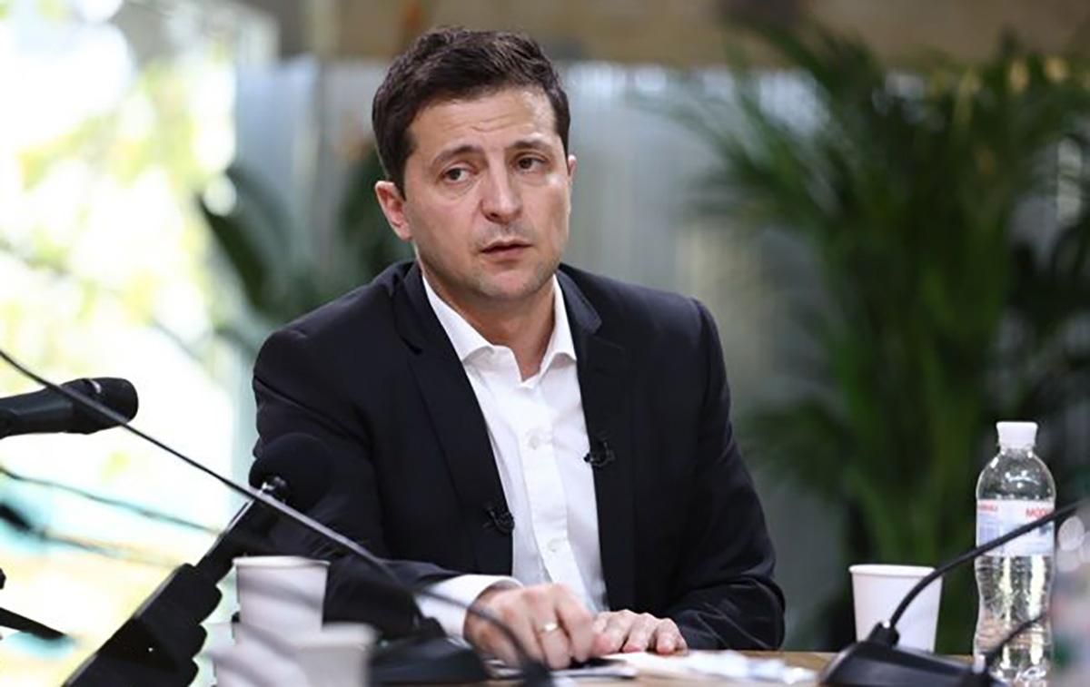 Запрет массовых мероприятий – это не про протесты, – Зеленский Запрет массовых мероприятий – это не про протесты, – Зеленский