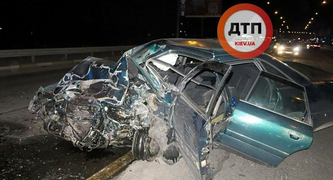 Смертельна ДТП під Києвом на Ірпінській трасі: є загиблі – фото Смертельна ДТП під Києвом на Ірпінській трасі: є загиблі – фото