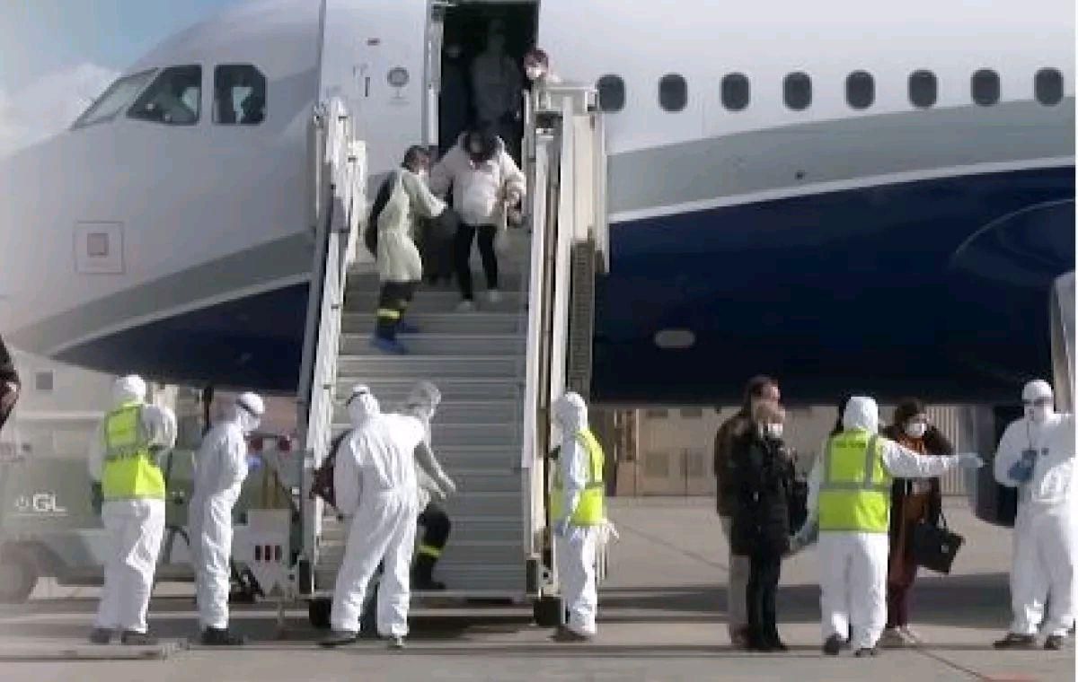 Скільки українців евакуювали з епіцентру спалаху коронавірусу: дані Криклія Скільки українців евакуювали з епіцентру спалаху коронавірусу: дані Криклія