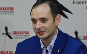 В Ивано-Франковске закрывают все заведения, кроме продуктовых магазинов, аптек и АЗС