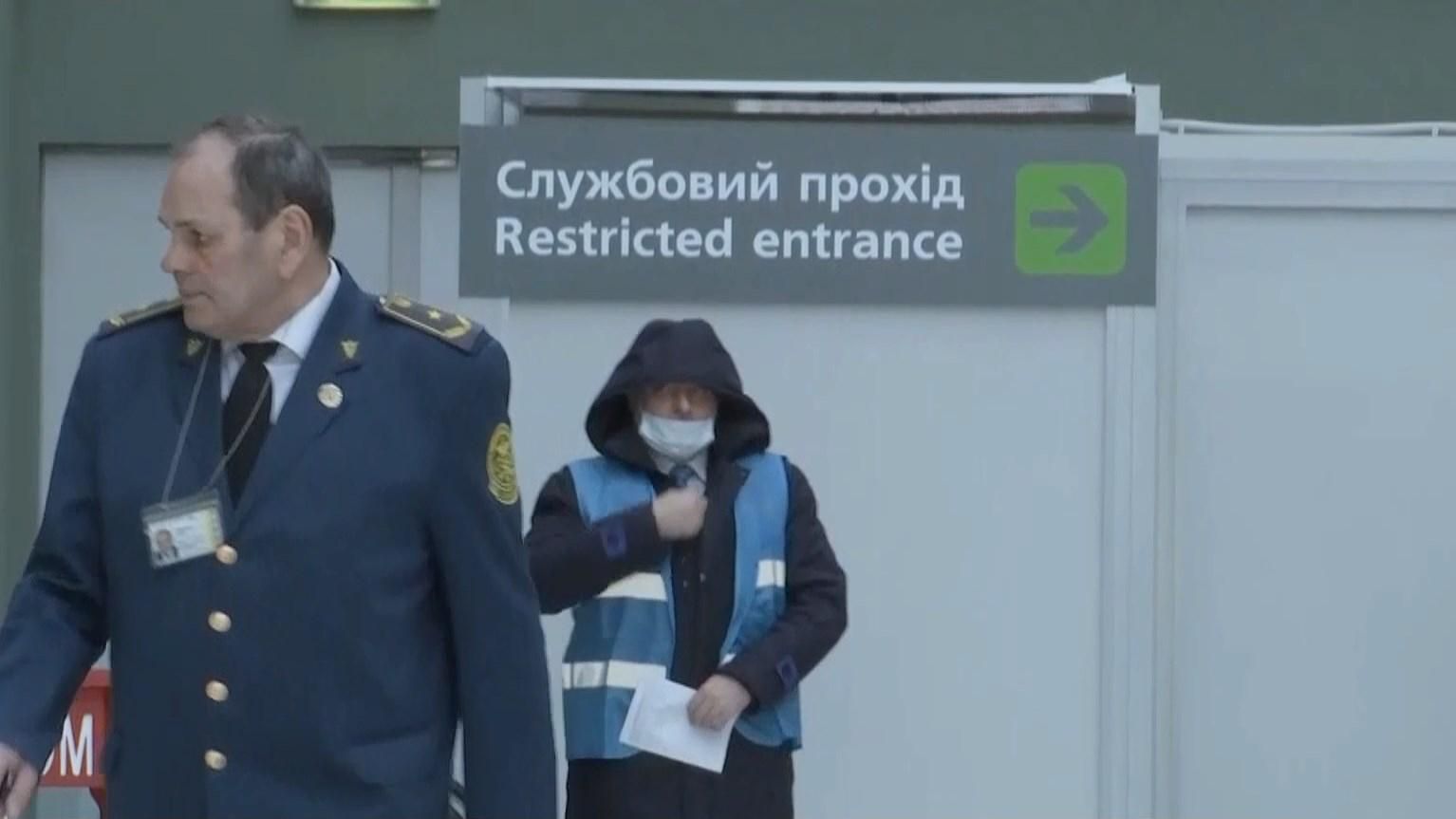 Останній день українцям повернутися літаком: ситуація в аеропорту "Жуляни"