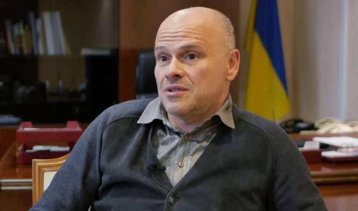 В Раде предлагают остановить общественный транспорт и сделать его почасовым В Раде предлагают остановить общественный транспорт и сделать его почасовым