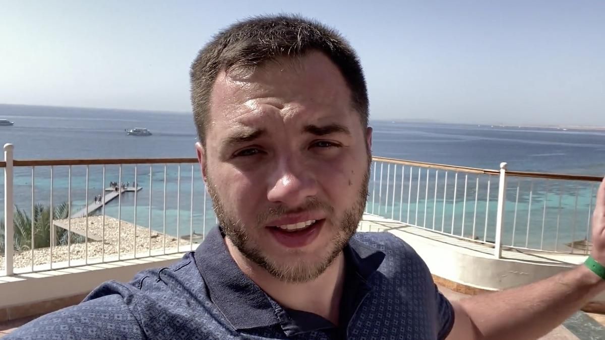 Вывезли всех, кроме украинцев, – турист о карантине в отеле Египта