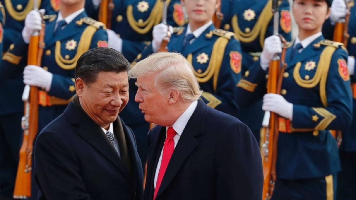 Кажани чи американські шпигуни: США і Китай сперечаються про походження коронавірусу Кажани чи американські шпигуни: США і Китай сперечаються про походження коронавірусу