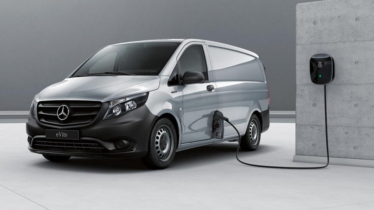 Mercedes-Benz представила обновленный электрофургон с увеличенным запасом хода: фото
