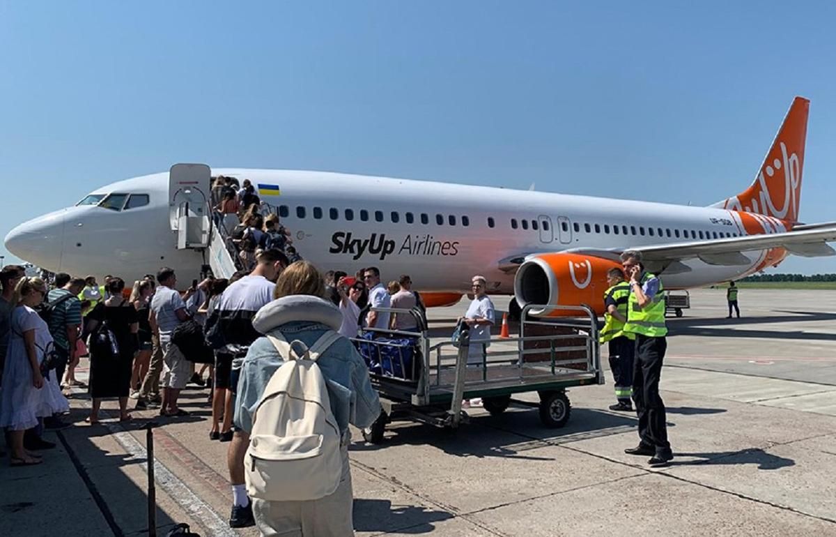 SkyUp почав вивозити українців з Єгипту SkyUp почав вивозити українців з Єгипту