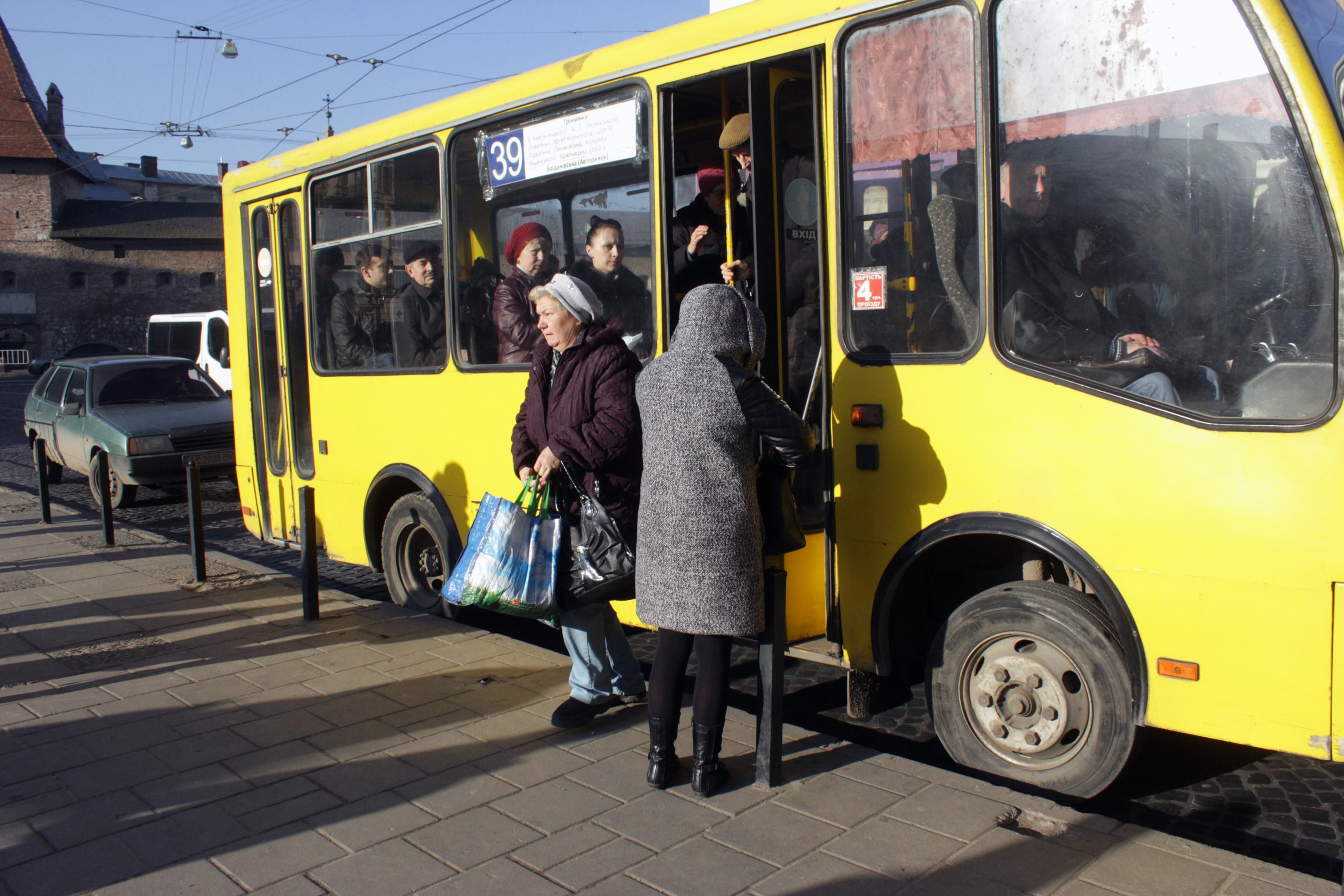 Хто і як слідкуватиме за транспортом на час карантину Хто і як слідкуватиме за транспортом на час карантину