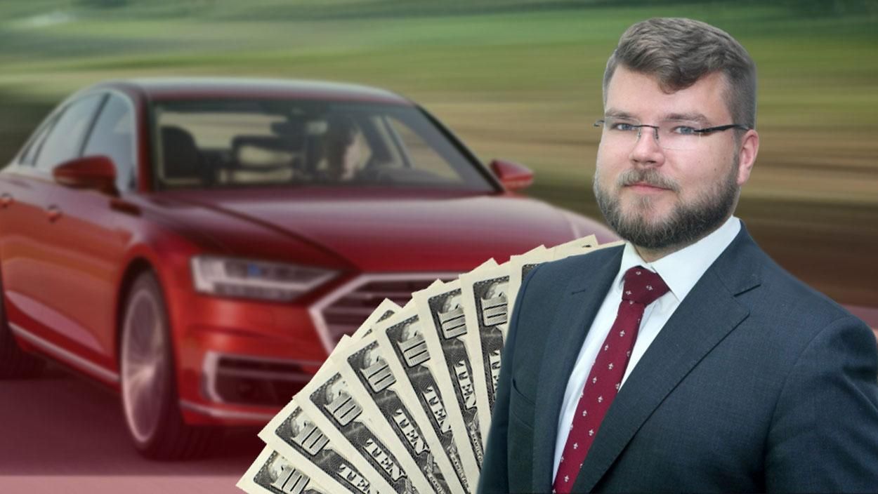 Ексголова Укрзалізниці купував елітні авто замість ремонту поїздів Ексголова Укрзалізниці купував елітні авто замість ремонту поїздів