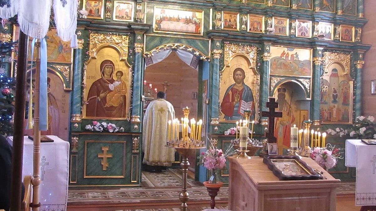 Православная церковь Украины утвердила молитву против коронавируса: текст