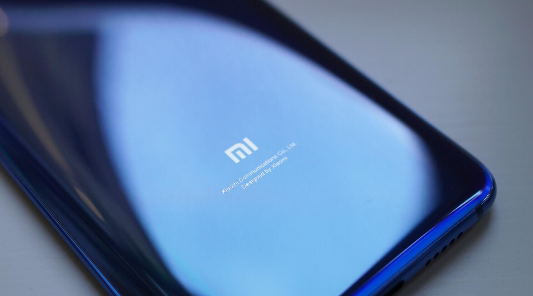 Xiaomi запатентувала смартфон із гнучкою камерою: фото Xiaomi запатентувала смартфон із гнучкою камерою: фото