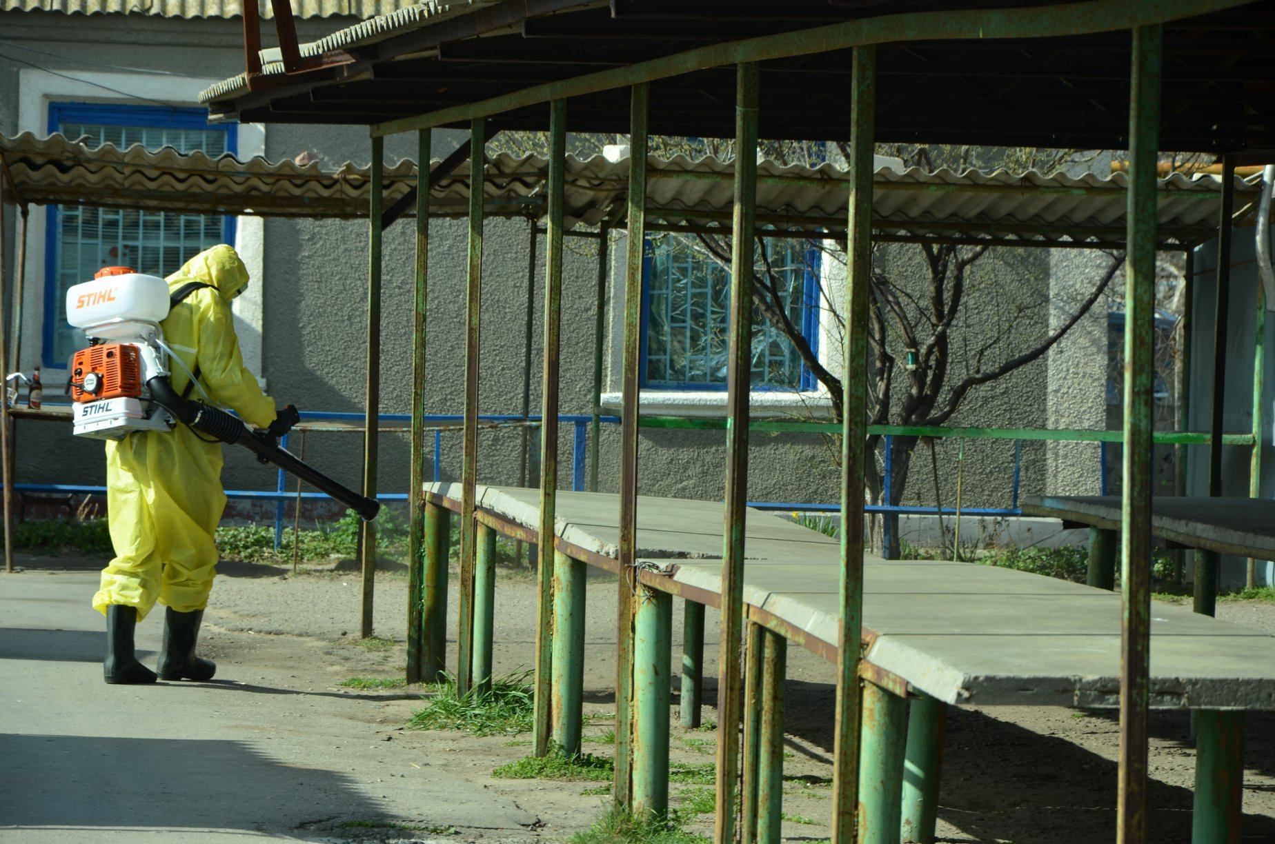 На Херсонщине продезинфицировали рынки: фото На Херсонщине продезинфицировали рынки: фото