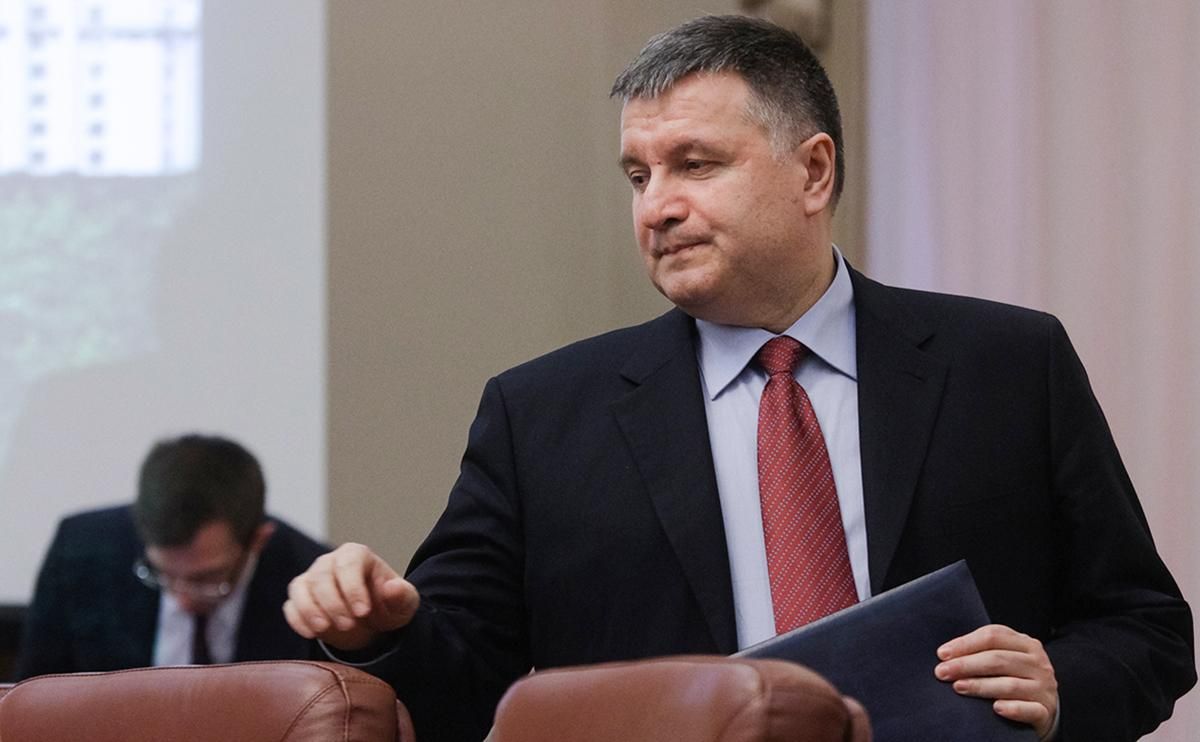 Аваков предлагает ввести в Украине тотальный карантин