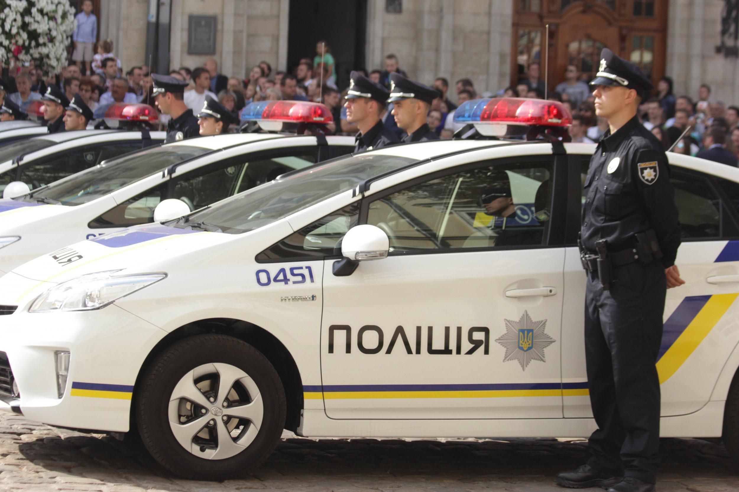 Поліція перевірятиме ізоляцію українців, які повернулись з-за кордону Поліція перевірятиме ізоляцію українців, які повернулись з-за кордону