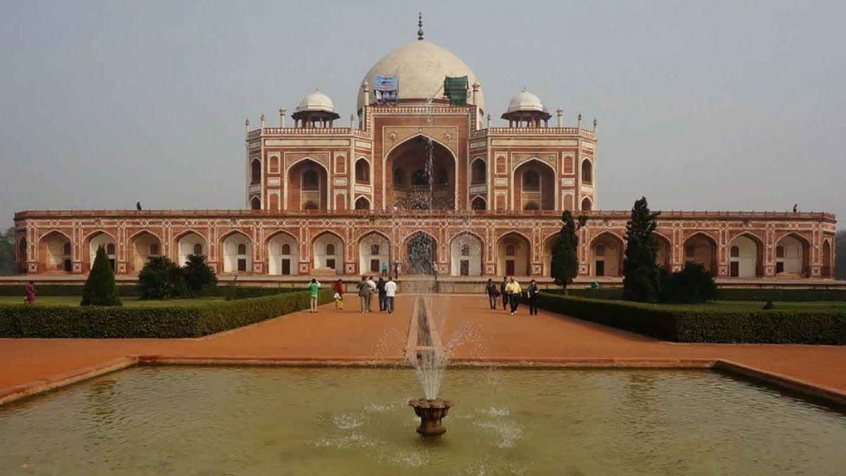 Ожидания эвакуации: почему украинцы не могут вылететь из Индии Ожидания эвакуации: почему украинцы не могут вылететь из Индии