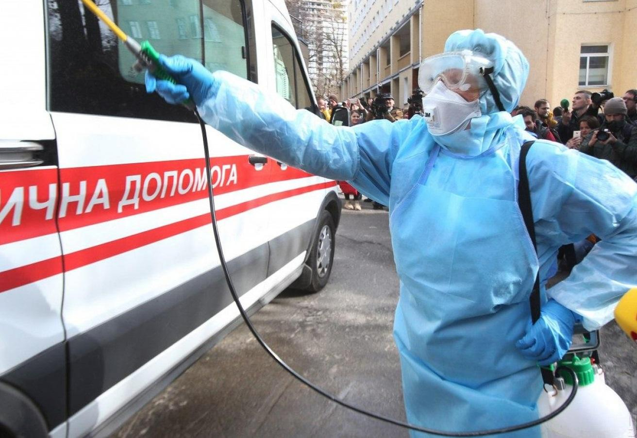 Украина должна задействовать все ресурсы для борьбы с коронавирусом