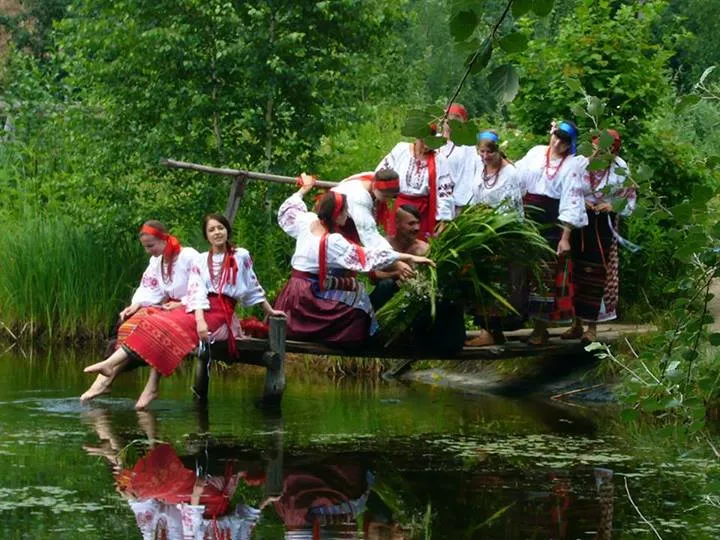 Зелені свята 2020 Зелені свята 2020