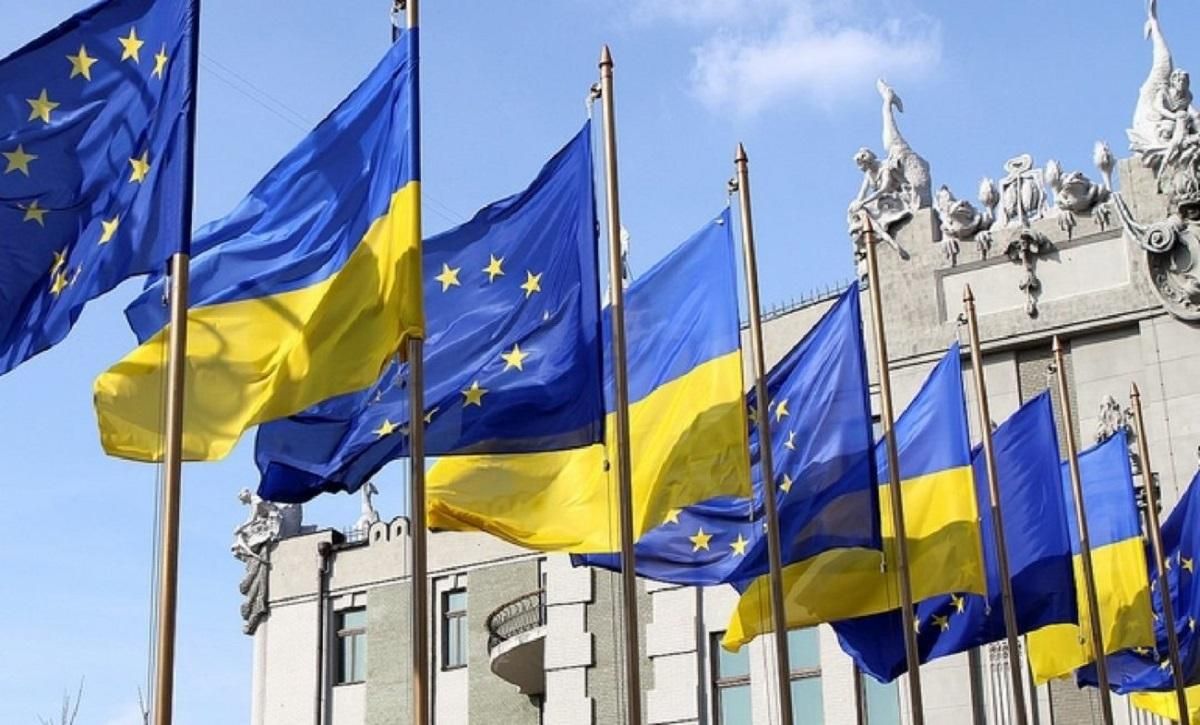 Евросоюз пообещал Украине помощь в борьбе с коронавирусом: детали