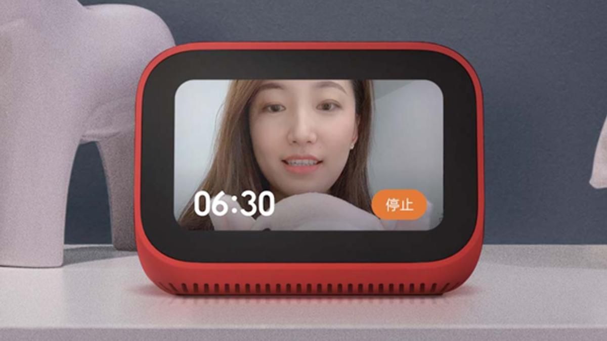 Xiaomi представила не дорогую умную колонку XiaoAI Touch Screen Speaker