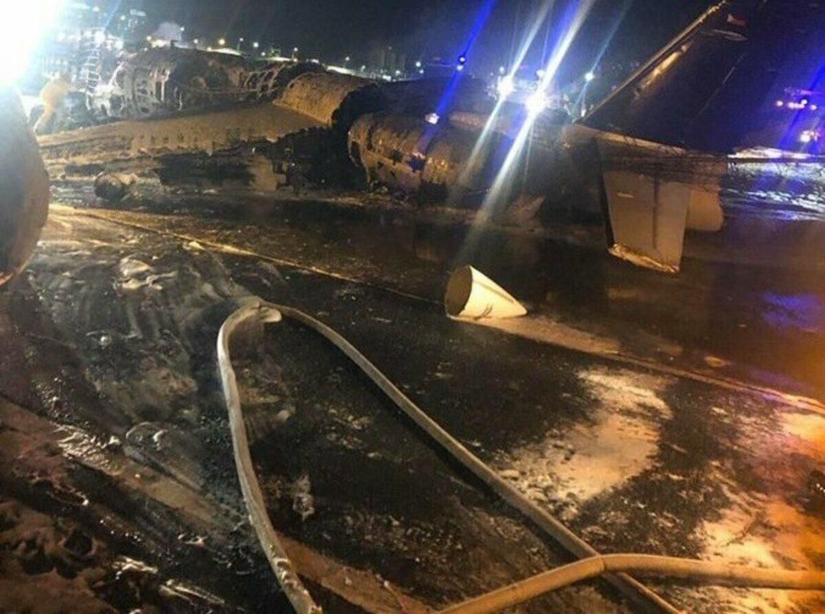 У Манілі на Філіппінах вибухнув літак, є загиблі: фото, відео. 