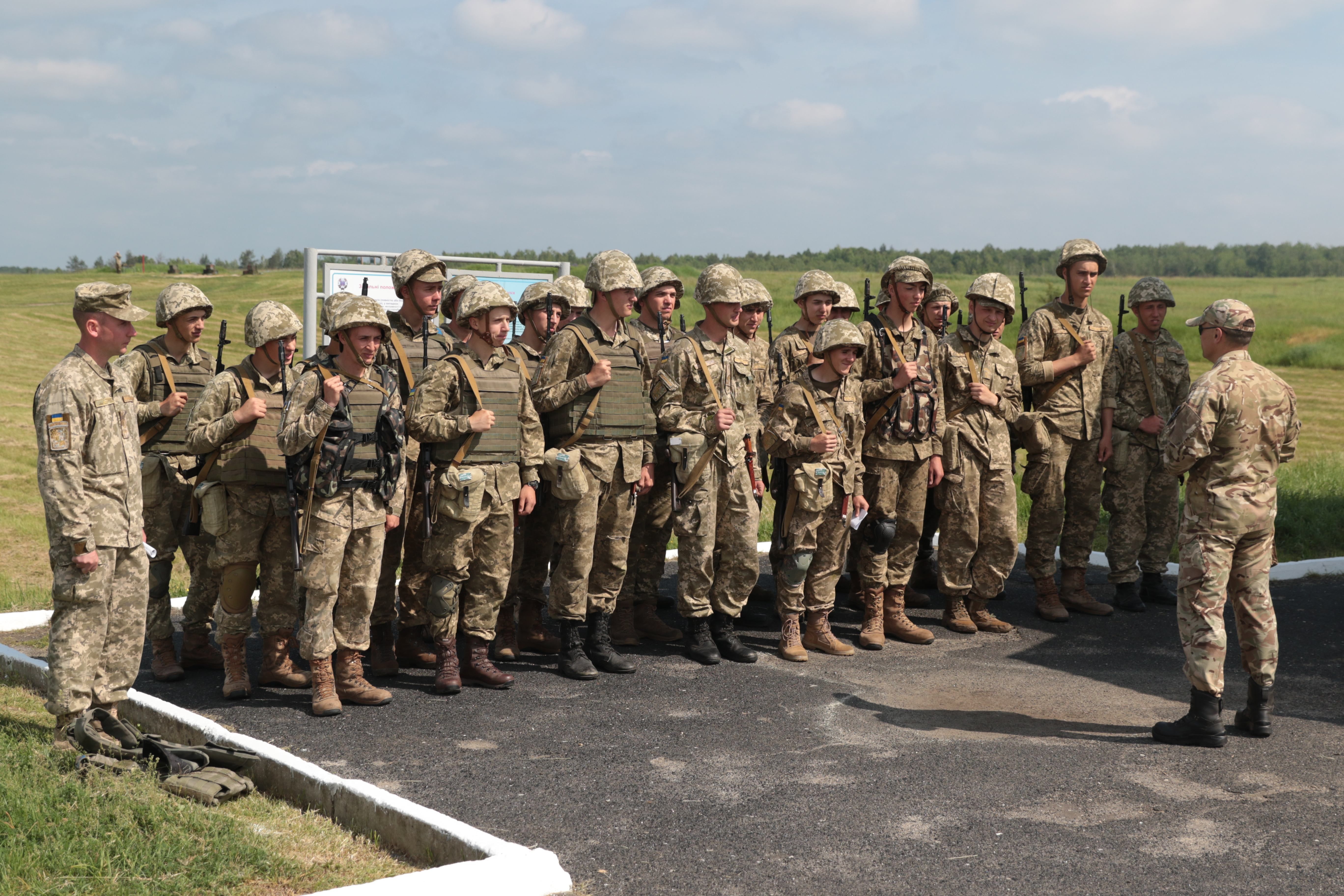 Військові в умовах карантину матимуть безперебійне харчування Військові в умовах карантину матимуть безперебійне харчування
