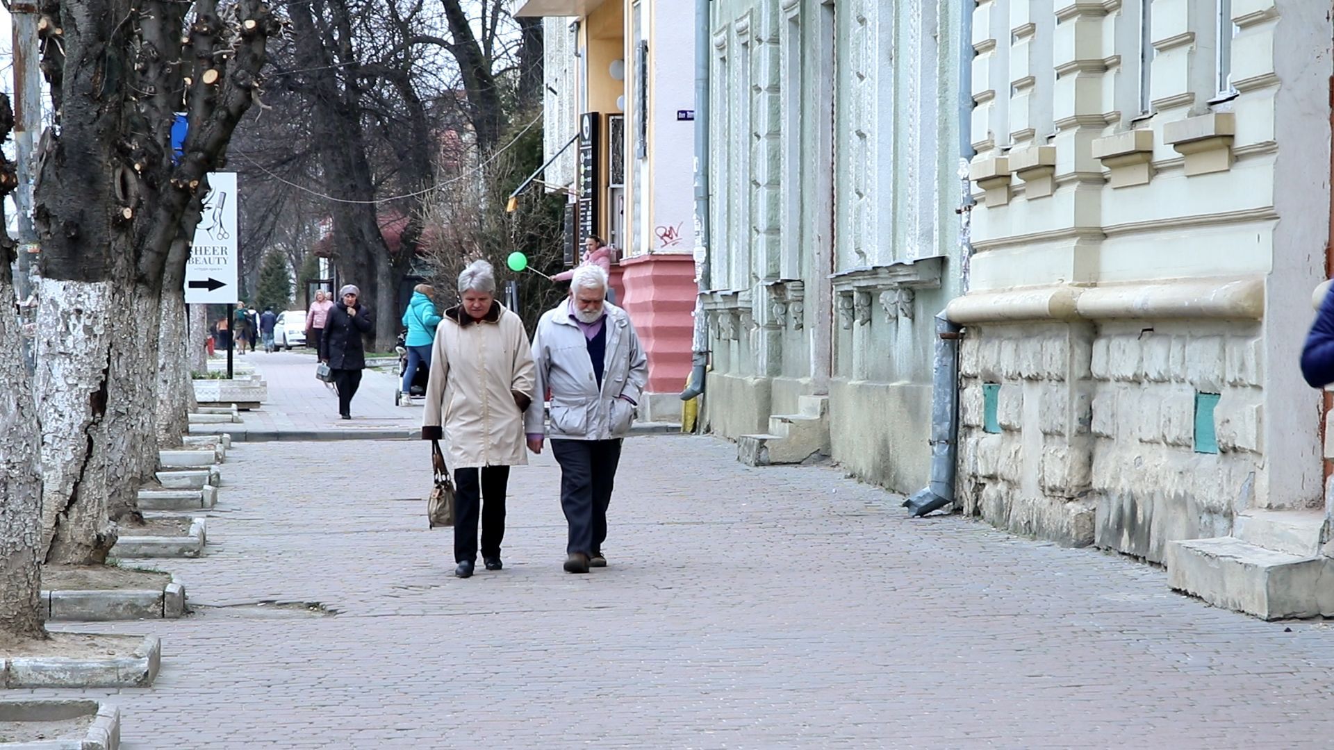 Во Львове усилили правила карантина для граждан и ослабили для некоторых предпринимателей