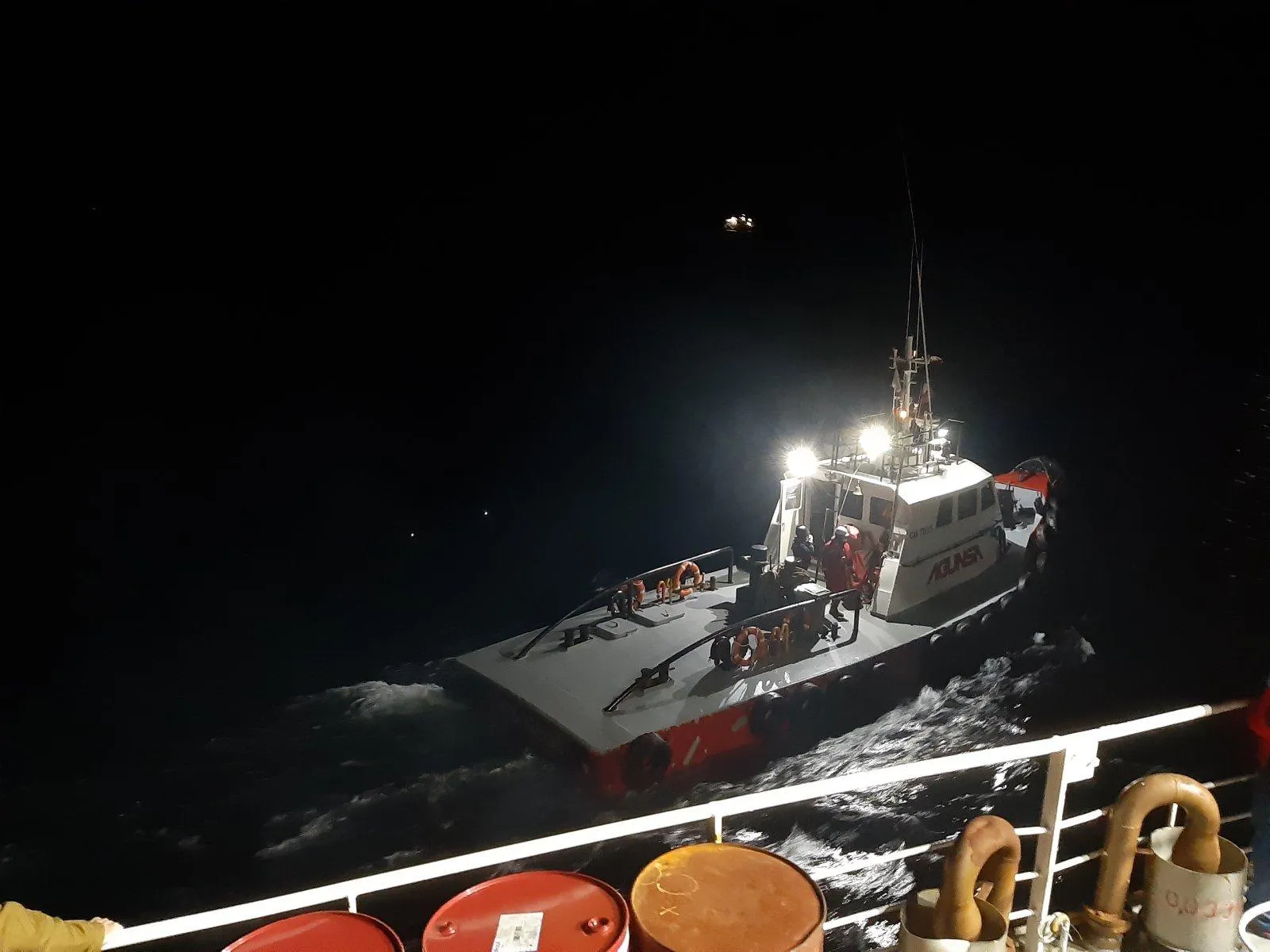 експедиція в Антарктиду експедиція в Антарктиду