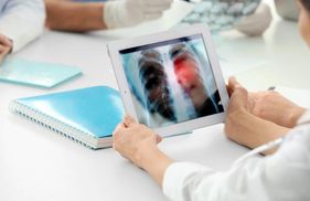 На коронавирус проверили пациентов с пневмонией в Ивано-Франковске: 57 положительных результатов