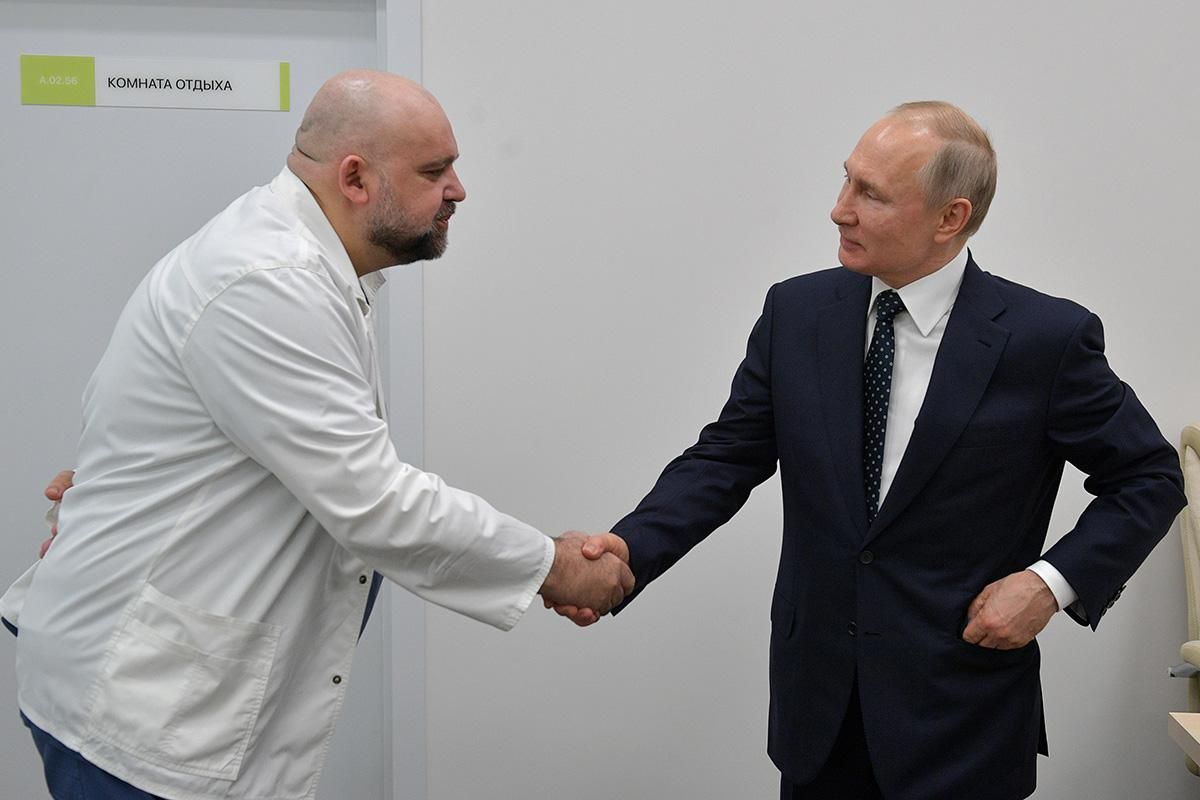 На коронавірус захворів лікар, який часто бачиться з Путіним