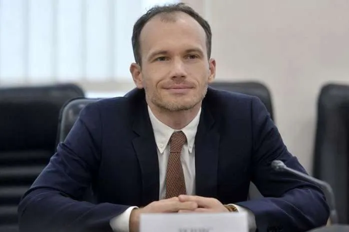 Денис Малюська Денис Малюська