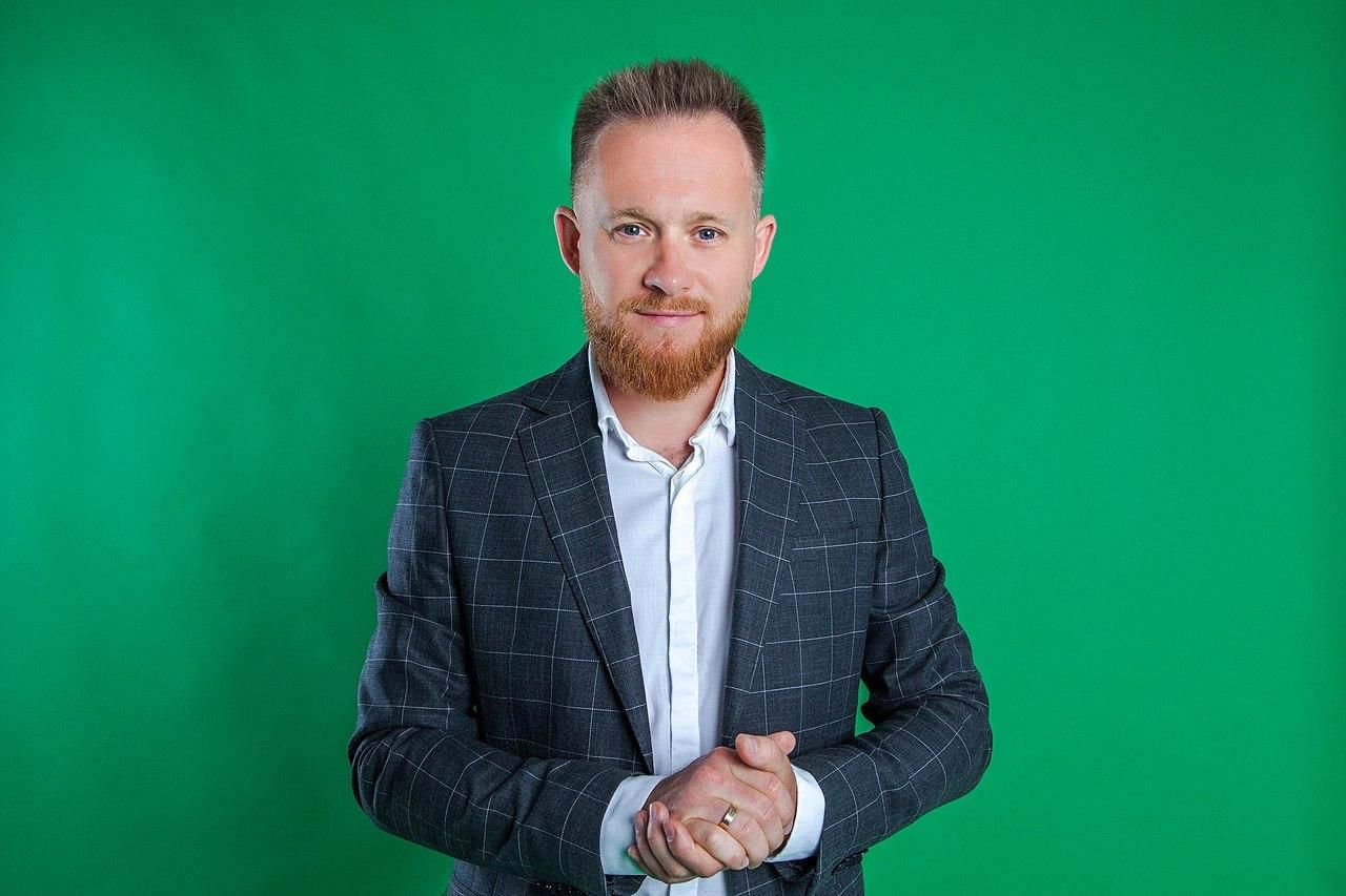 Мы считаем себя сильной фракцией: нардеп от "Слуги народа" прокомментировал слухи о расколе Мы считаем себя сильной фракцией: нардеп от "Слуги народа" прокомментировал слухи о расколе