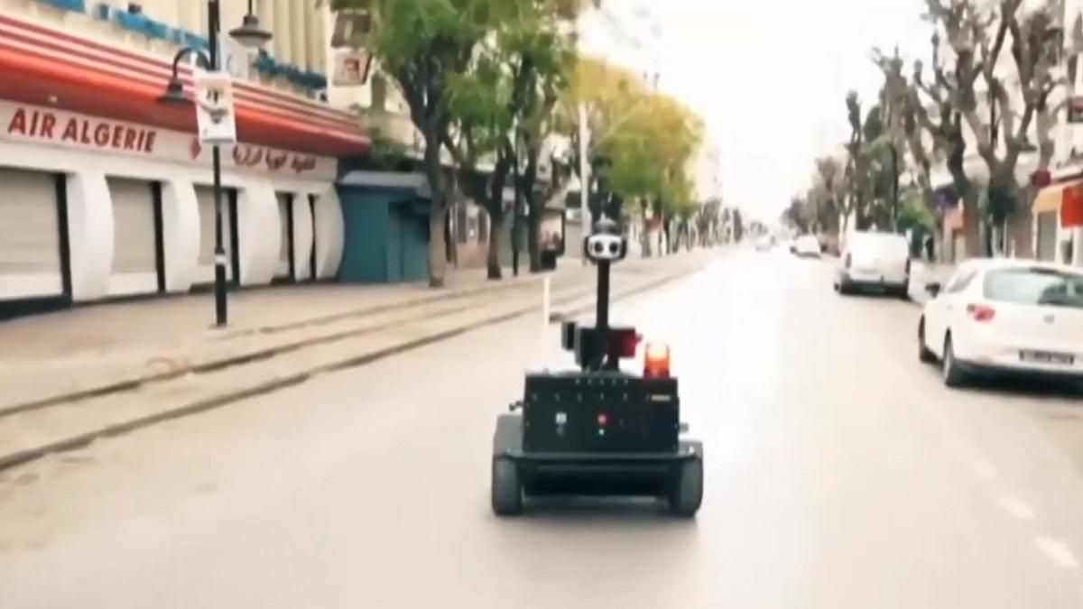 Во время карантина в Тунисе улицы будут патрулировать роботы
