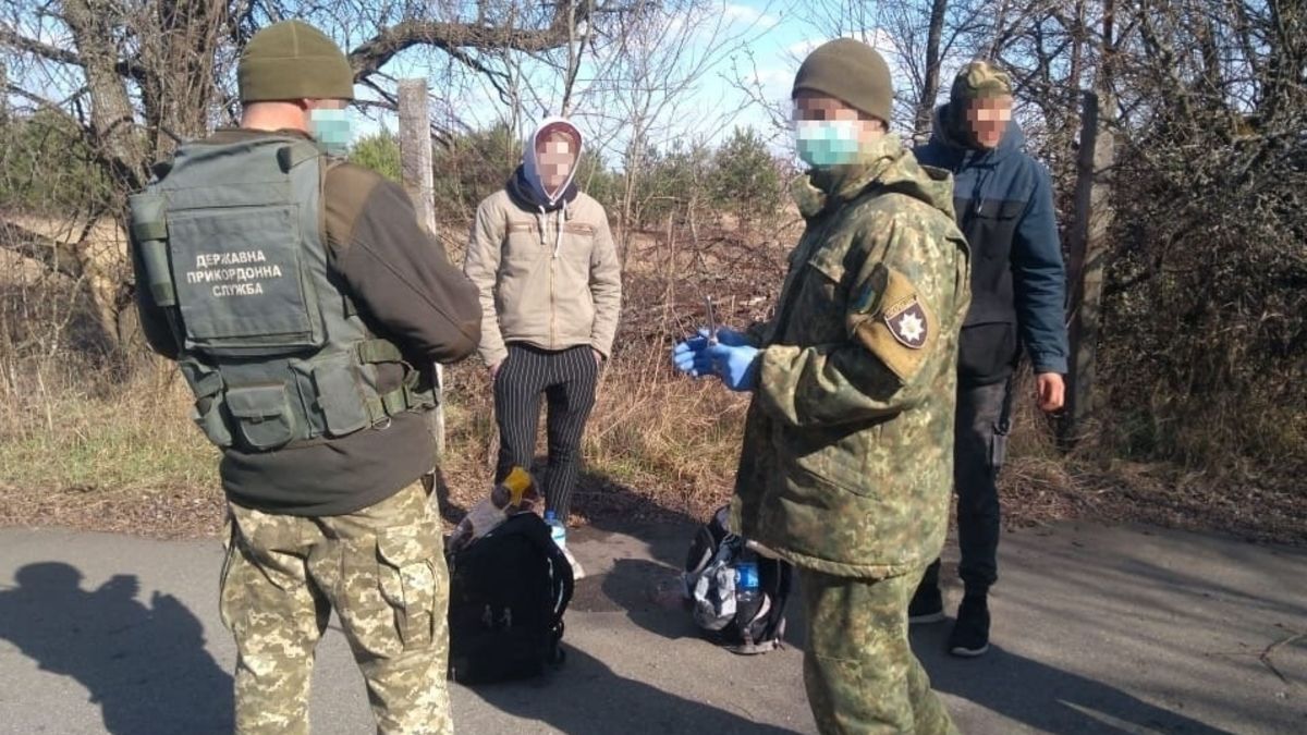 Двоє чоловіків йшли на "самоізоляцію" до зони відчуження