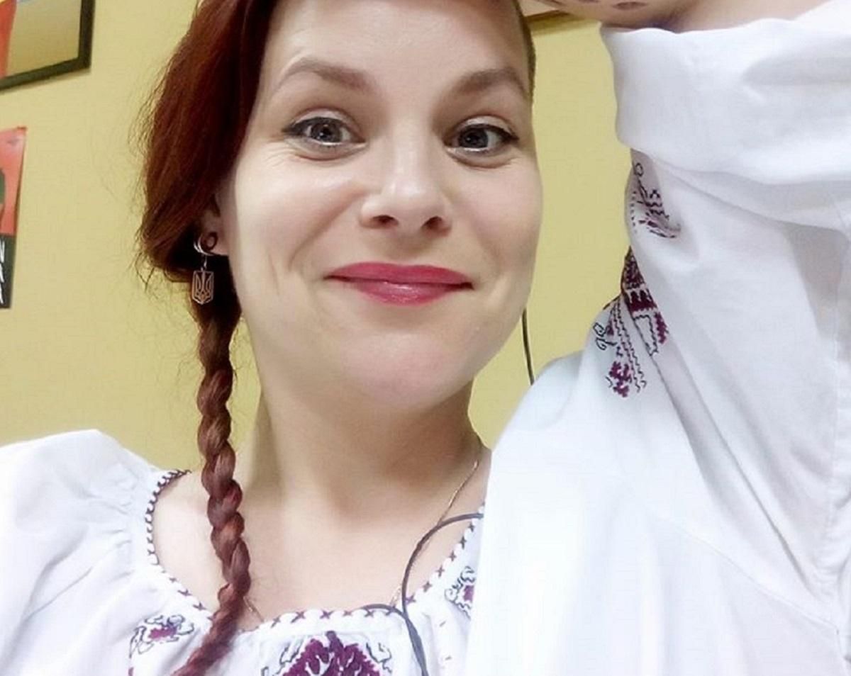 Поліція прийшла з обшуками до волонтерки Бурдун: вона спілкується з Грищенком та Дугарь Поліція прийшла з обшуками до волонтерки Бурдун: вона спілкується з Грищенком та Дугарь