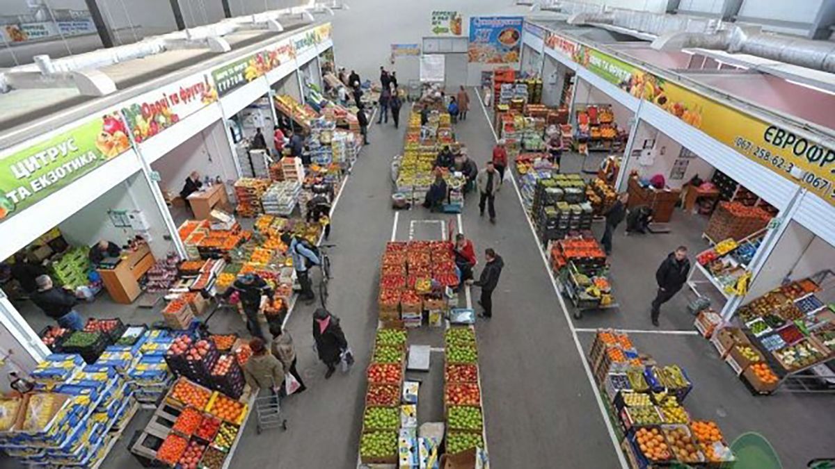 Як працюють ринки Львова в умовах карантину: відео Як працюють ринки Львова в умовах карантину: відео