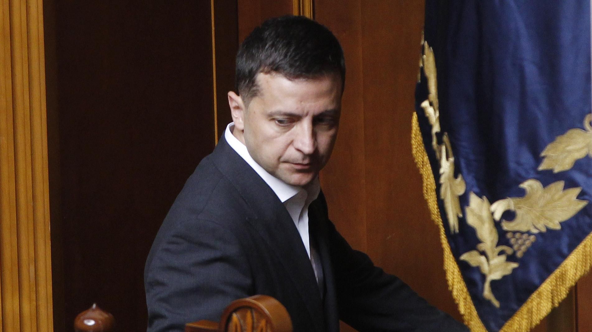 Зеленський обговорив з головними у "Слузі народу" скандал з Єрмаком Зеленський обговорив з головними у "Слузі народу" скандал з Єрмаком