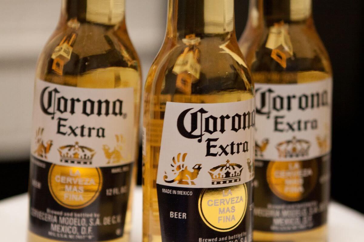 Пиво Corona временно перестали варить из-за коронавируса