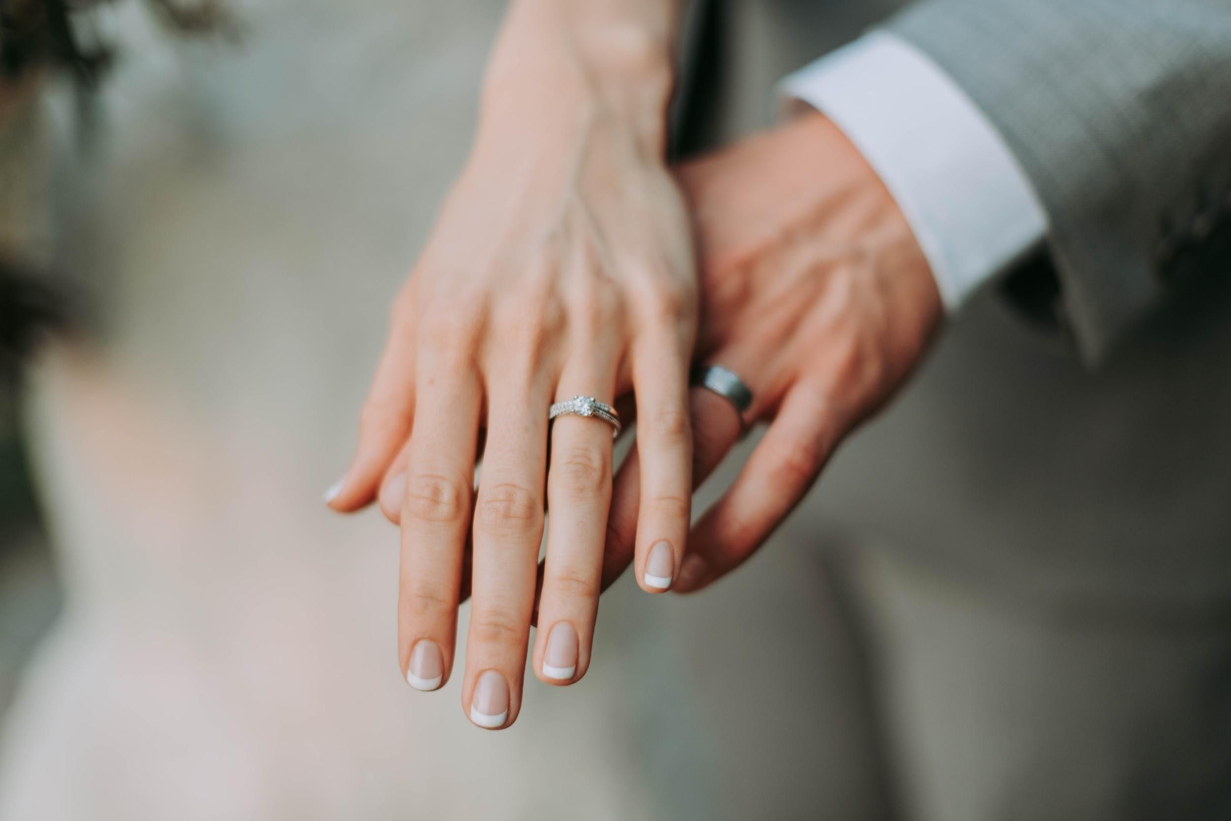 Сколько пар поженились и развелись за время карантина в Украине: позитивные данные