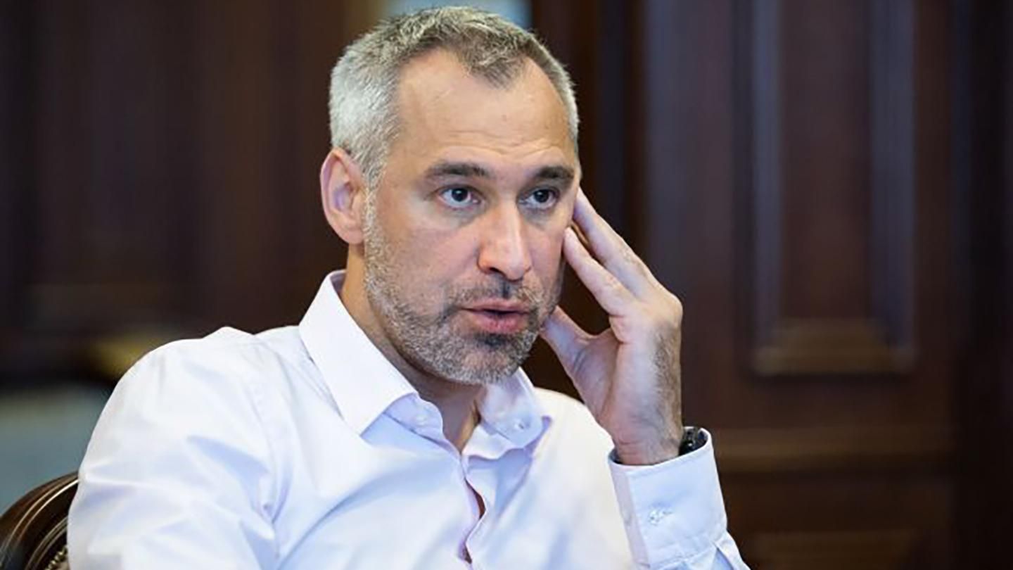 Рябошапка назвав трьох найближчих до президента людей зараз
Рябошапка назвав трьох найближчих до президента людей зараз