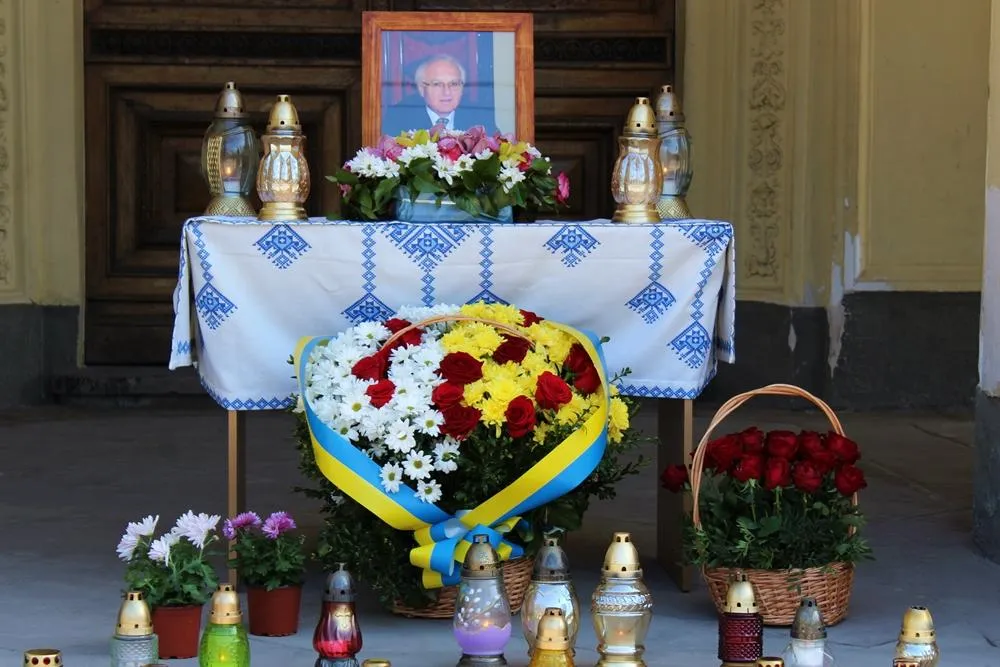 Іван Вакарчук, похорон