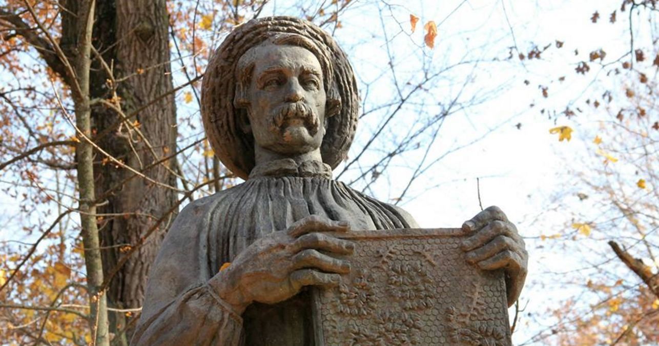 Украинец, который совершил переворот в мировом пчеловодстве: интересная история Украинец, который совершил переворот в мировом пчеловодстве: интересная история