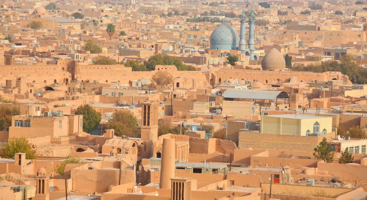 Иран возобновит экономическую деятельность, несмотря на пандемию коронавируса Иран возобновит экономическую деятельность, несмотря на пандемию коронавируса