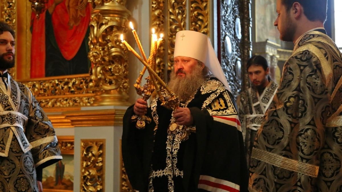 Скандального настоятеля лавры Павла госпитализировали: он не на искусственной вентиляции легких Скандального настоятеля лавры Павла госпитализировали: он не на искусственной вентиляции легких