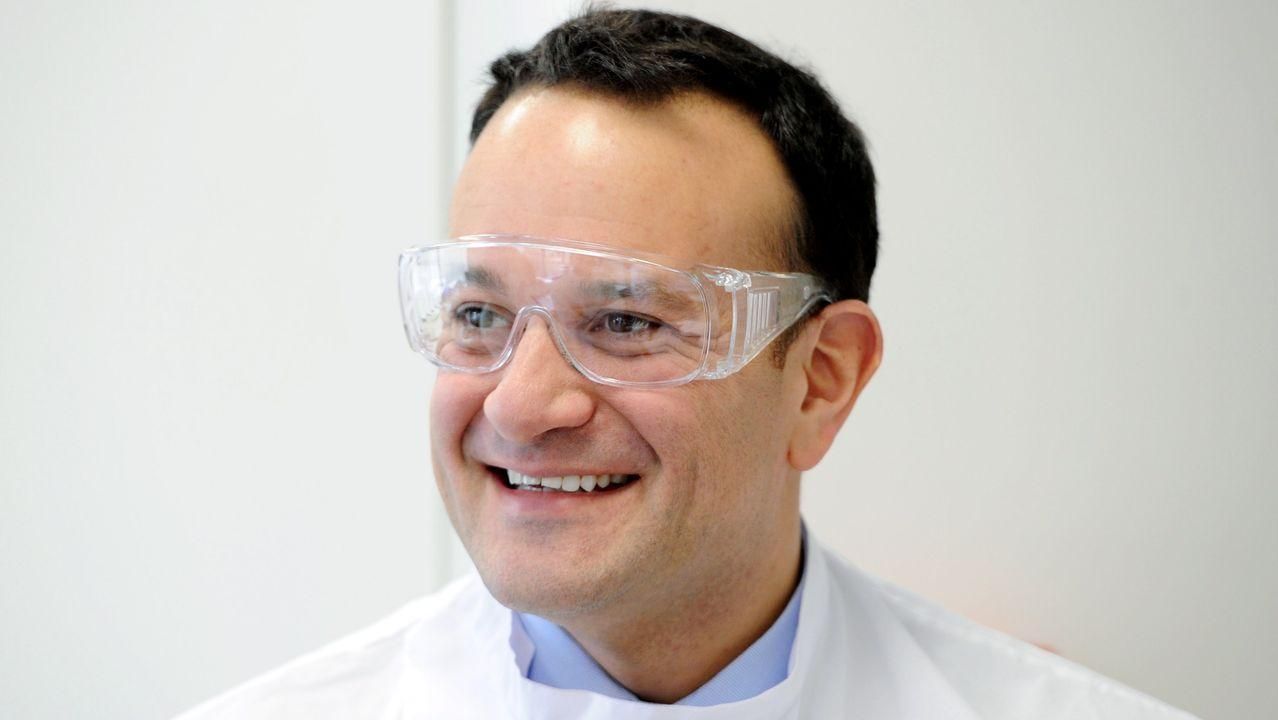 Премьер Ирландии вернулся к врачебной практике из-за COVID-19 Премьер Ирландии вернулся к врачебной практике из-за COVID-19