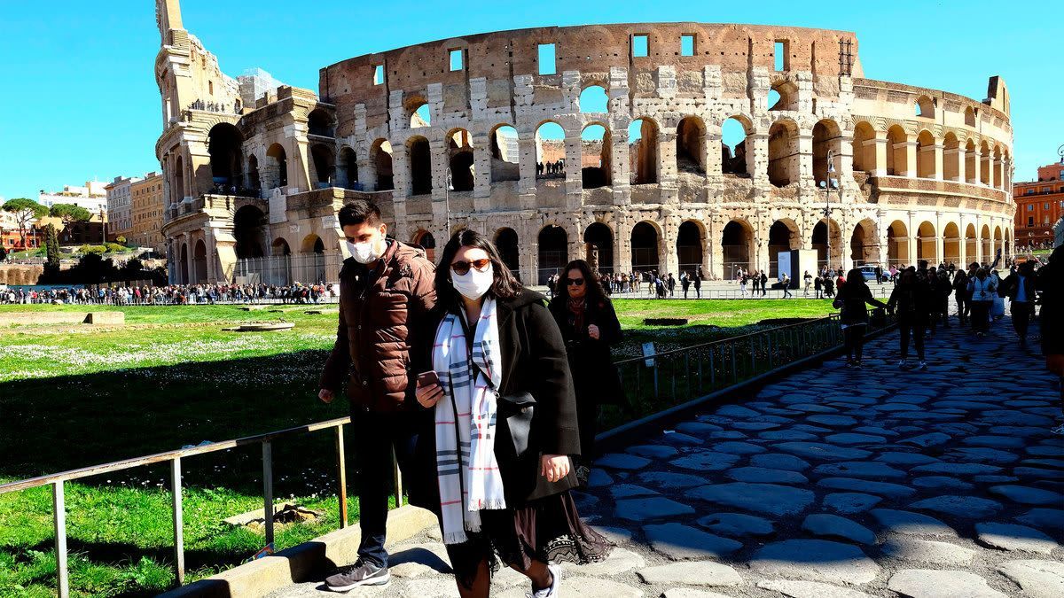 Коронавирус существенно ударит по турсектору Италии: ожидают убытки в 120 миллиардов евро