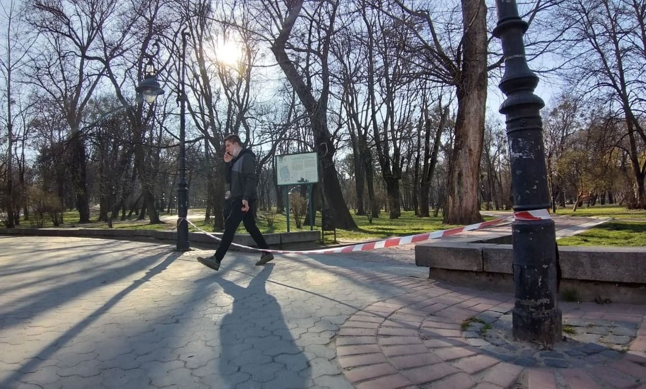 Нарушители карантина в Киеве уплатили уже более 90 тысяч гривен штрафов Нарушители карантина в Киеве уплатили уже более 90 тысяч гривен штрафов