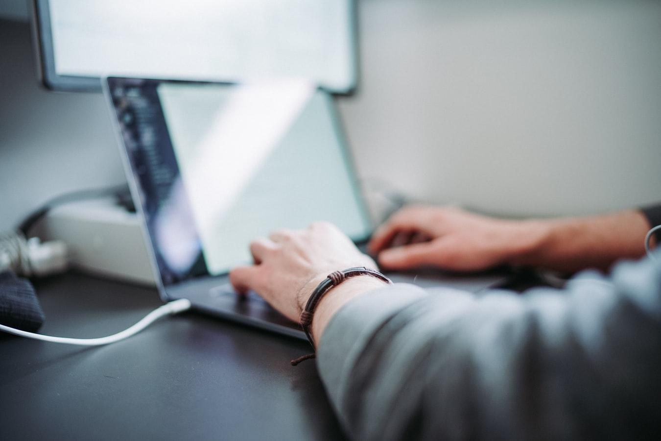 Віддалена робота: чим не задоволені українські IT-фахівці Віддалена робота: чим не задоволені українські IT-фахівці