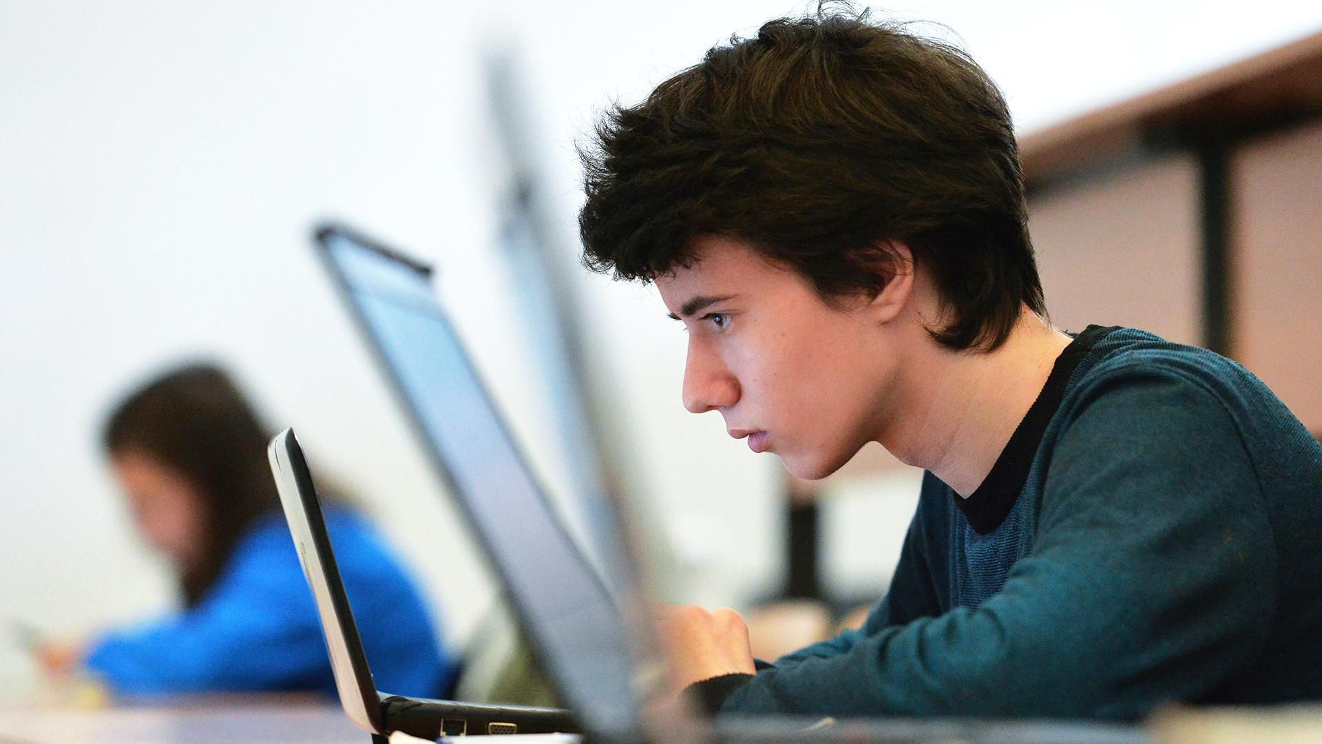 Уроки онлайн 11 клас – відео всіх уроків 09.04.2020 Уроки онлайн 11 клас – відео всіх уроків 09.04.2020