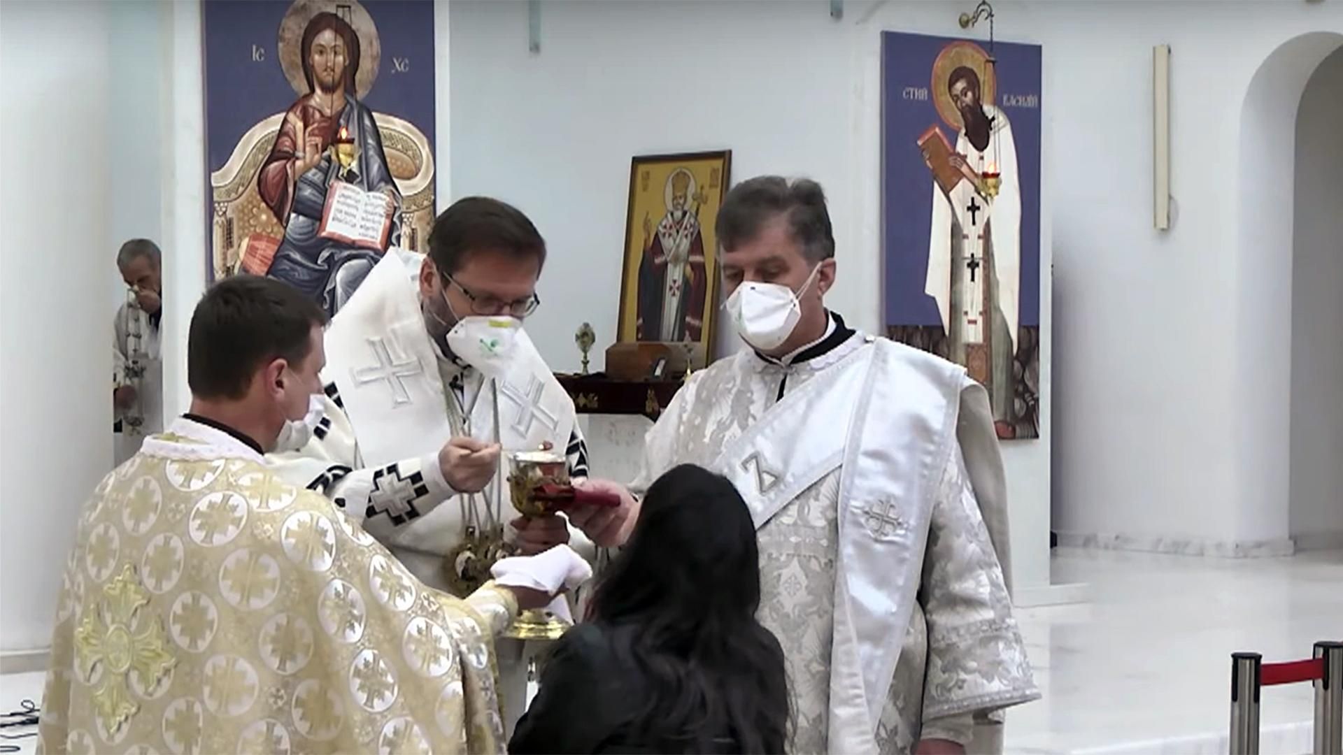 Будут ли причащать в церквях во время карантина: ответ УГКЦ Будут ли причащать в церквях во время карантина: ответ УГКЦ