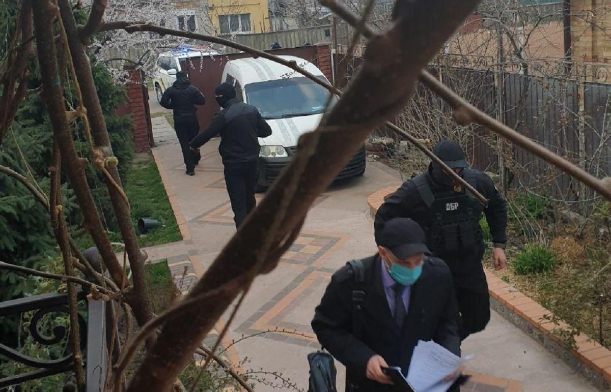 Обыски у Татьяны Черновол 10 апреля: фото, видео