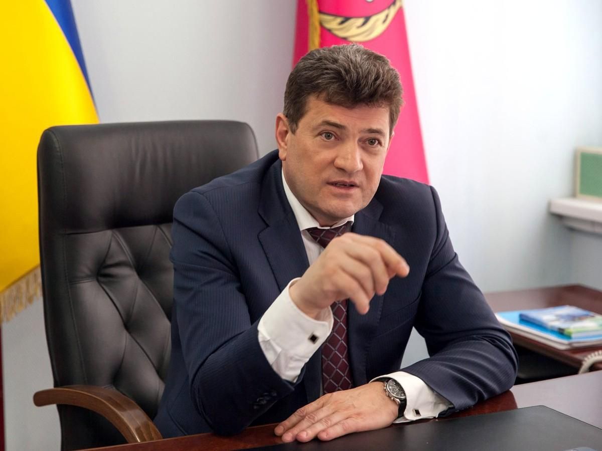 Мер порушив постанову уряду про карантинні обмеження Мер порушив постанову уряду про карантинні обмеження